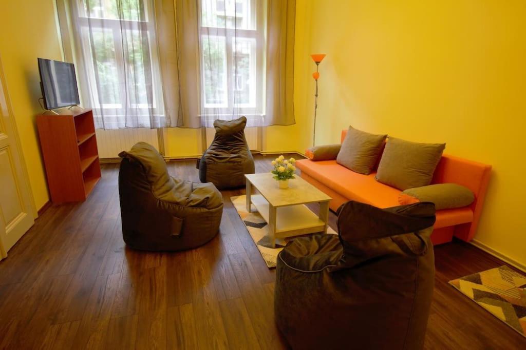 Comfort 2Bedrooms Quite Place!-Vinohrady Prag Exterior foto