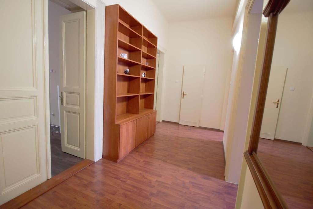 Comfort 2Bedrooms Quite Place!-Vinohrady Prag Exterior foto