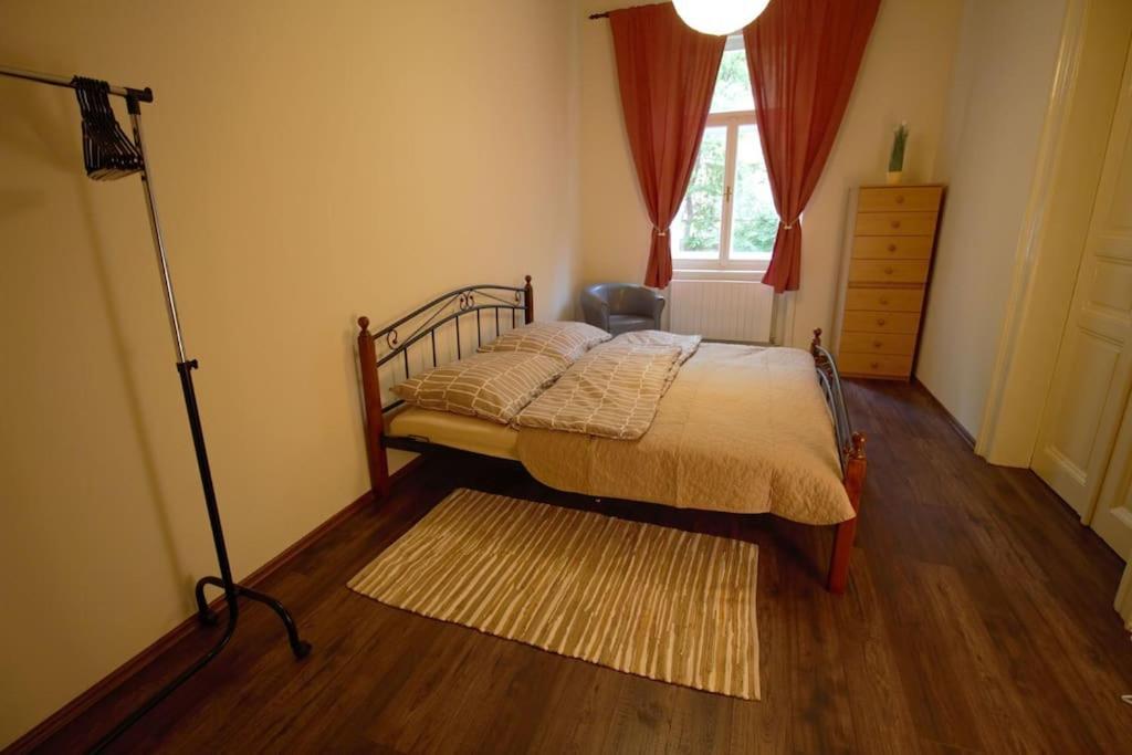 Comfort 2Bedrooms Quite Place!-Vinohrady Prag Exterior foto