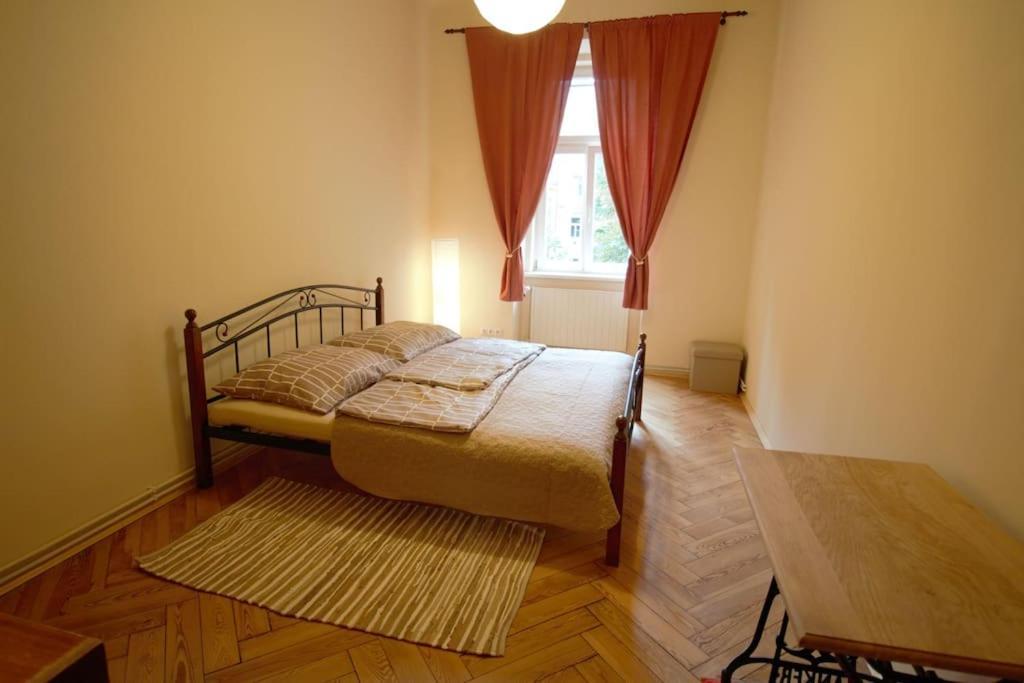 Comfort 2Bedrooms Quite Place!-Vinohrady Prag Exterior foto
